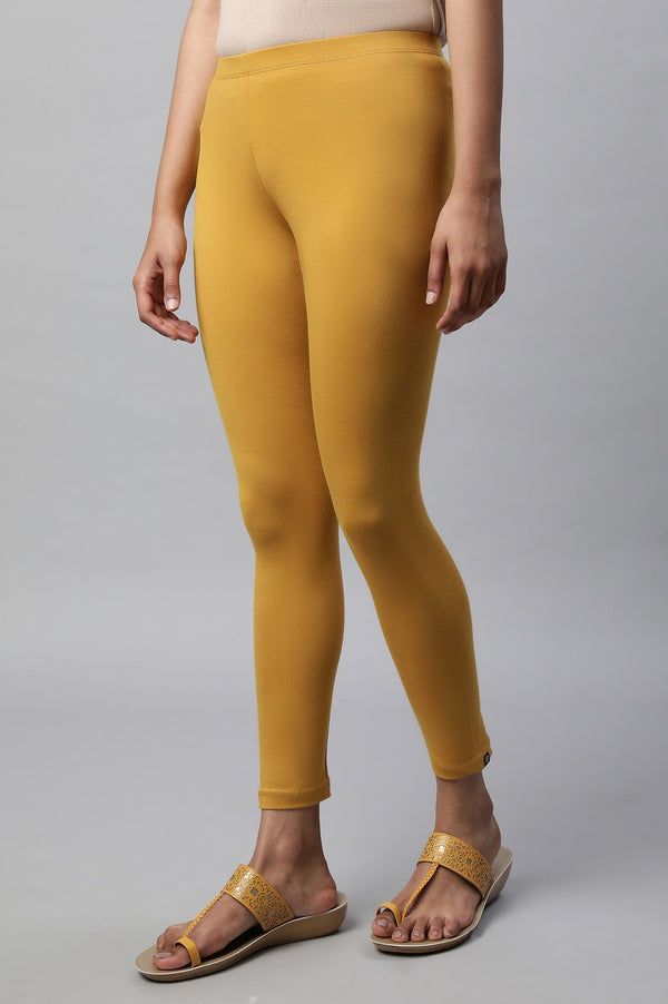 Yellow Solid Skinny Fit Cotton Tights With Slip On Closure