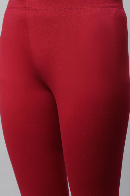 Red Solid Skinny Fit Cotton Tights With Slip On Closure