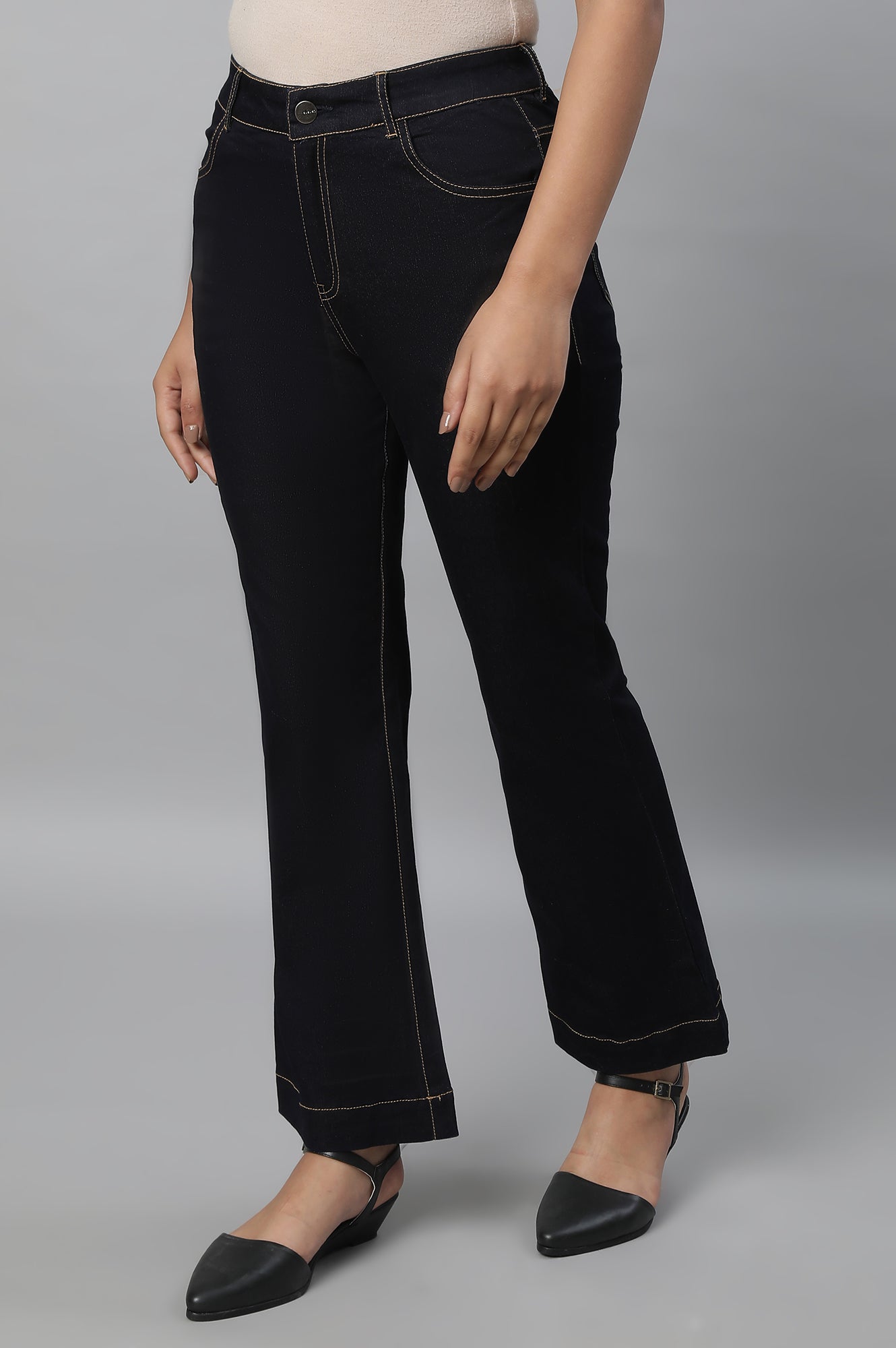 Blue Solid Boot-cut Denim Jeans with Front Zip