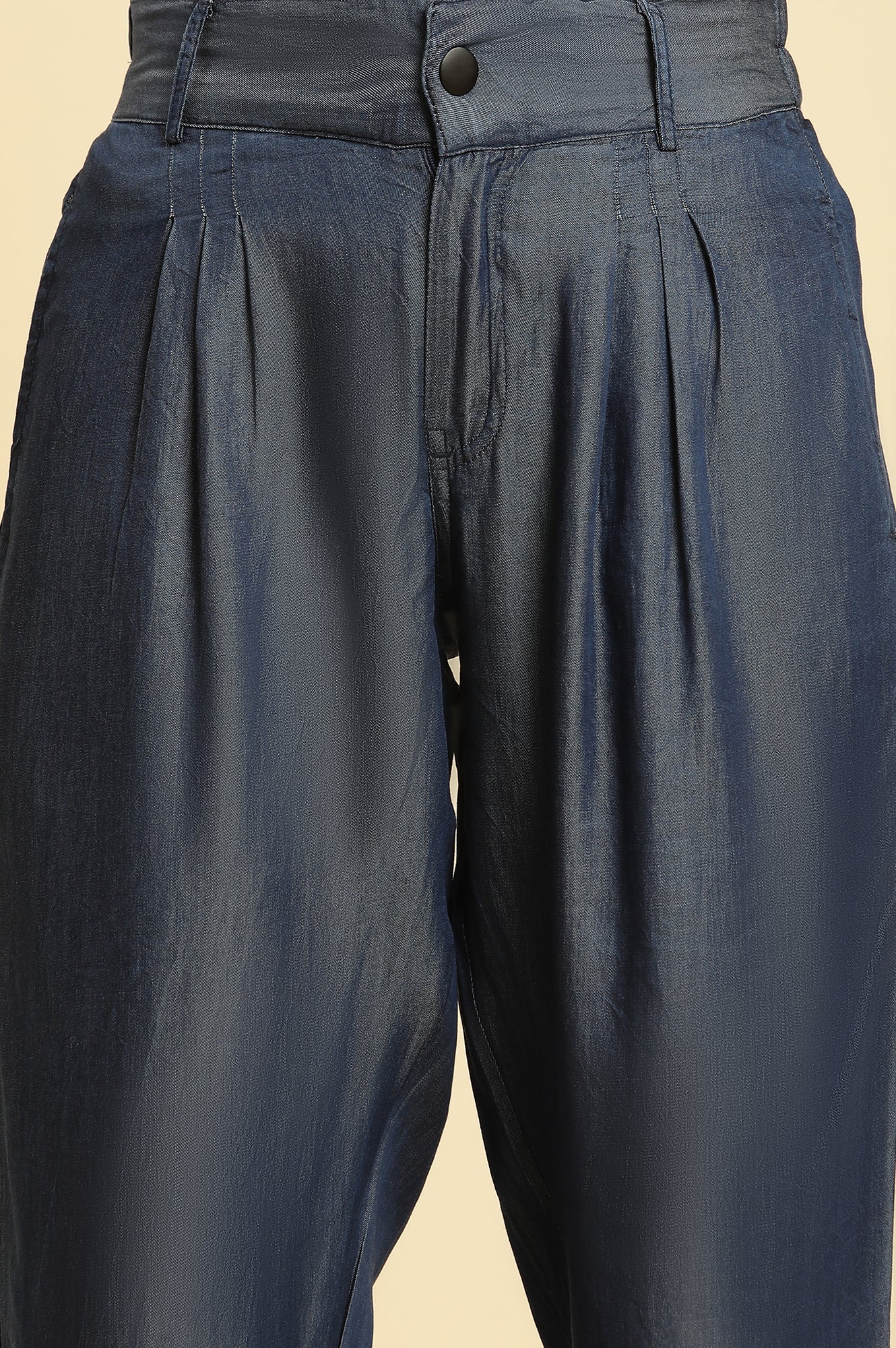 Blue Solid Straight Fit Denim Pants With Pleated Detail