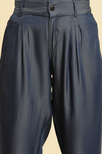 Blue Solid Straight Fit Denim Pants With Pleated Detail