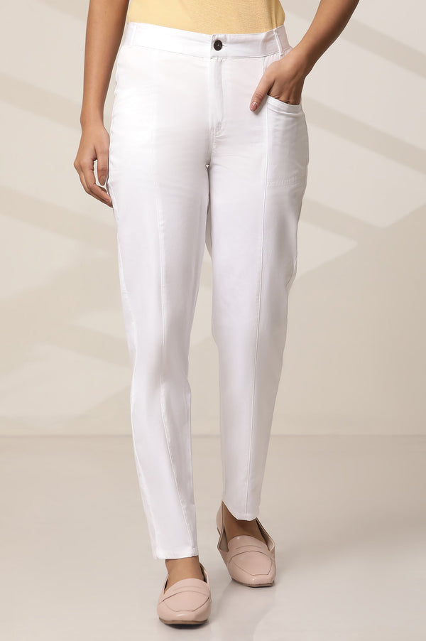 White Solid Straight Fit Cotton Pants With Front Pockets