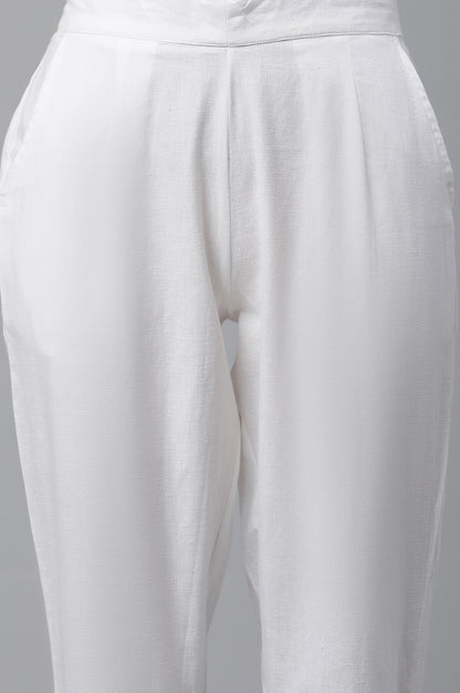 White Solid Straight Fit Cotton Trousers With Button Detail