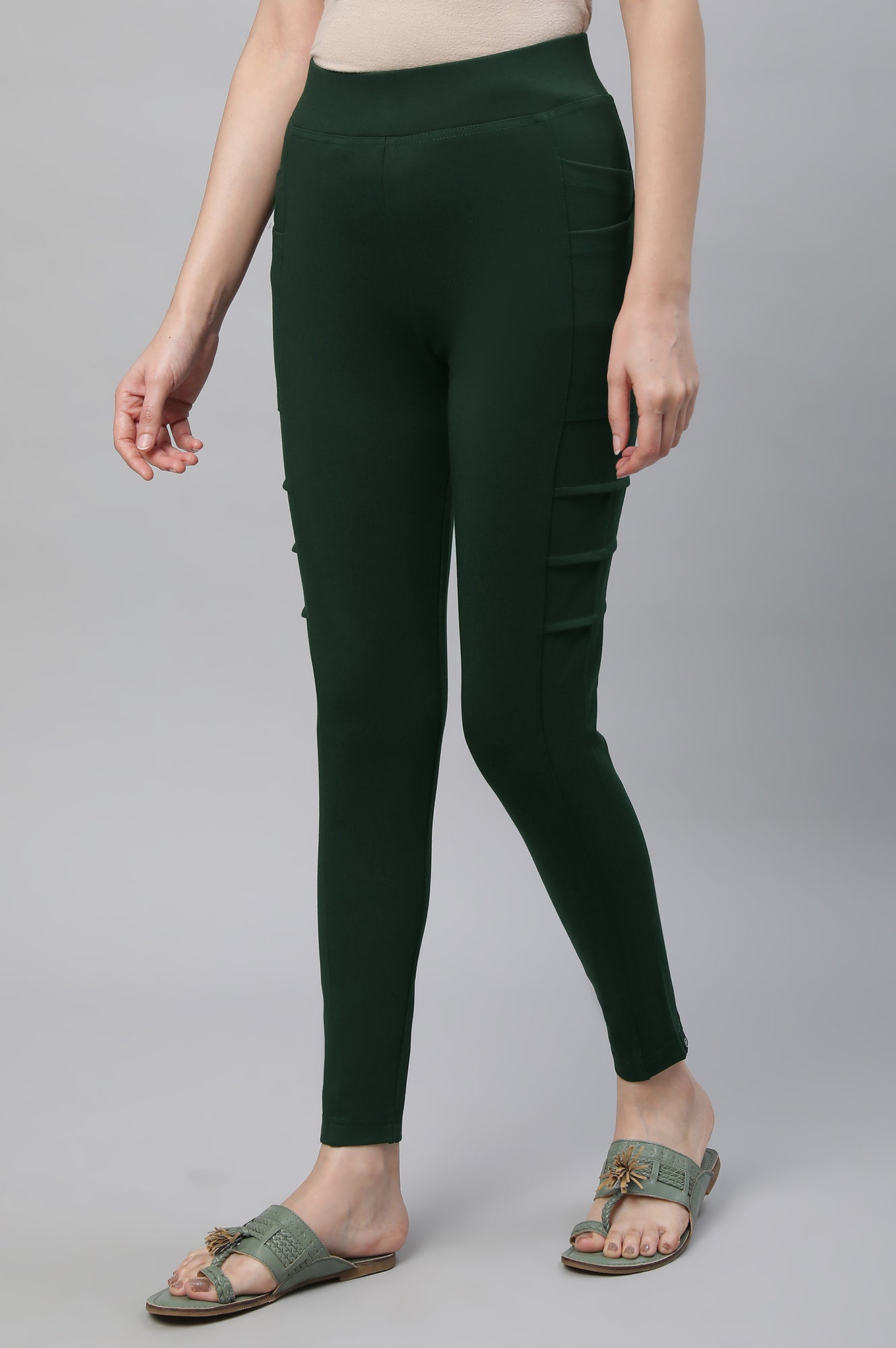 Elleven Women&
