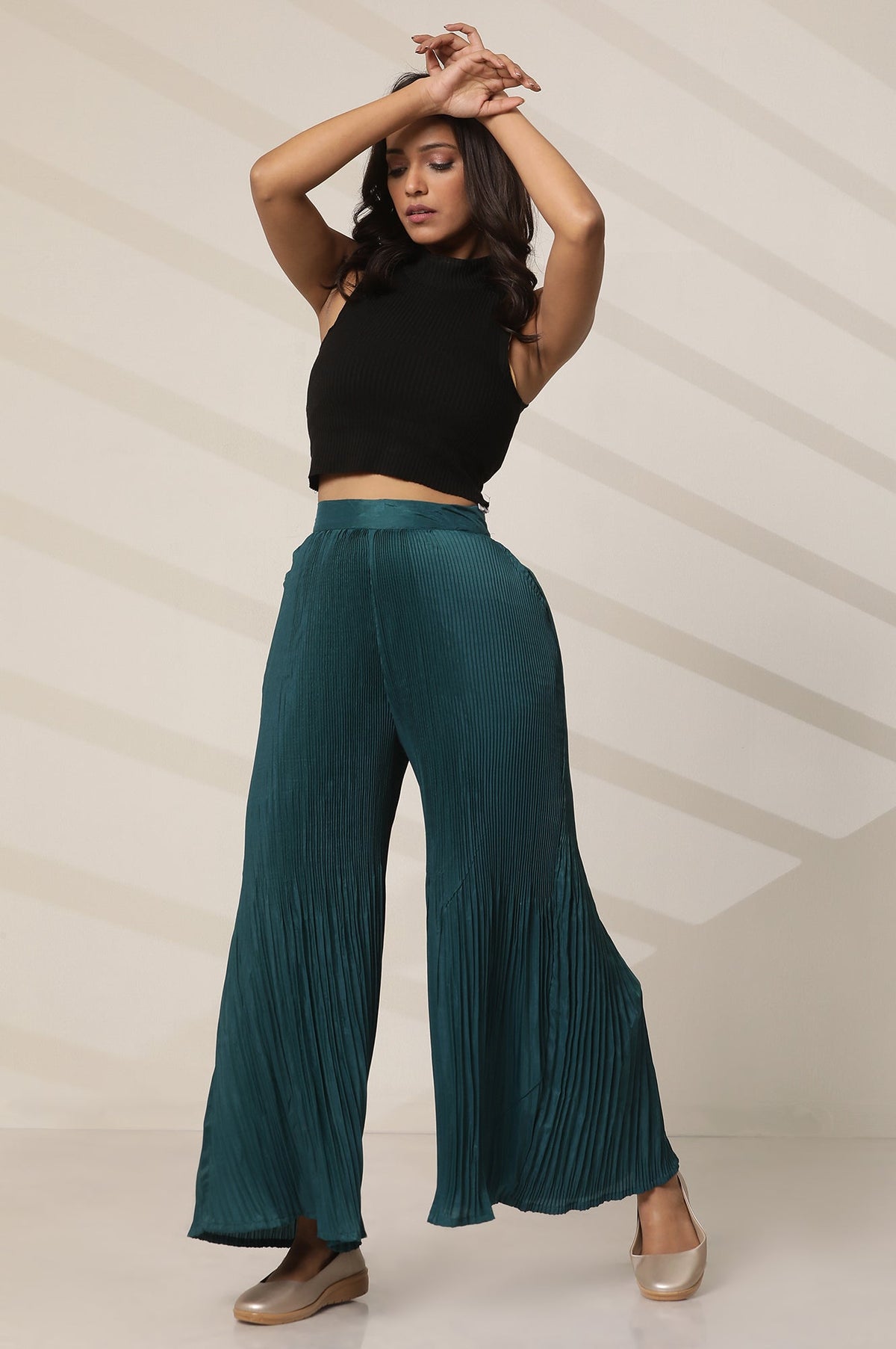 Elleven Women's Teal Solid Flared Woven Sharara With Pleats - S