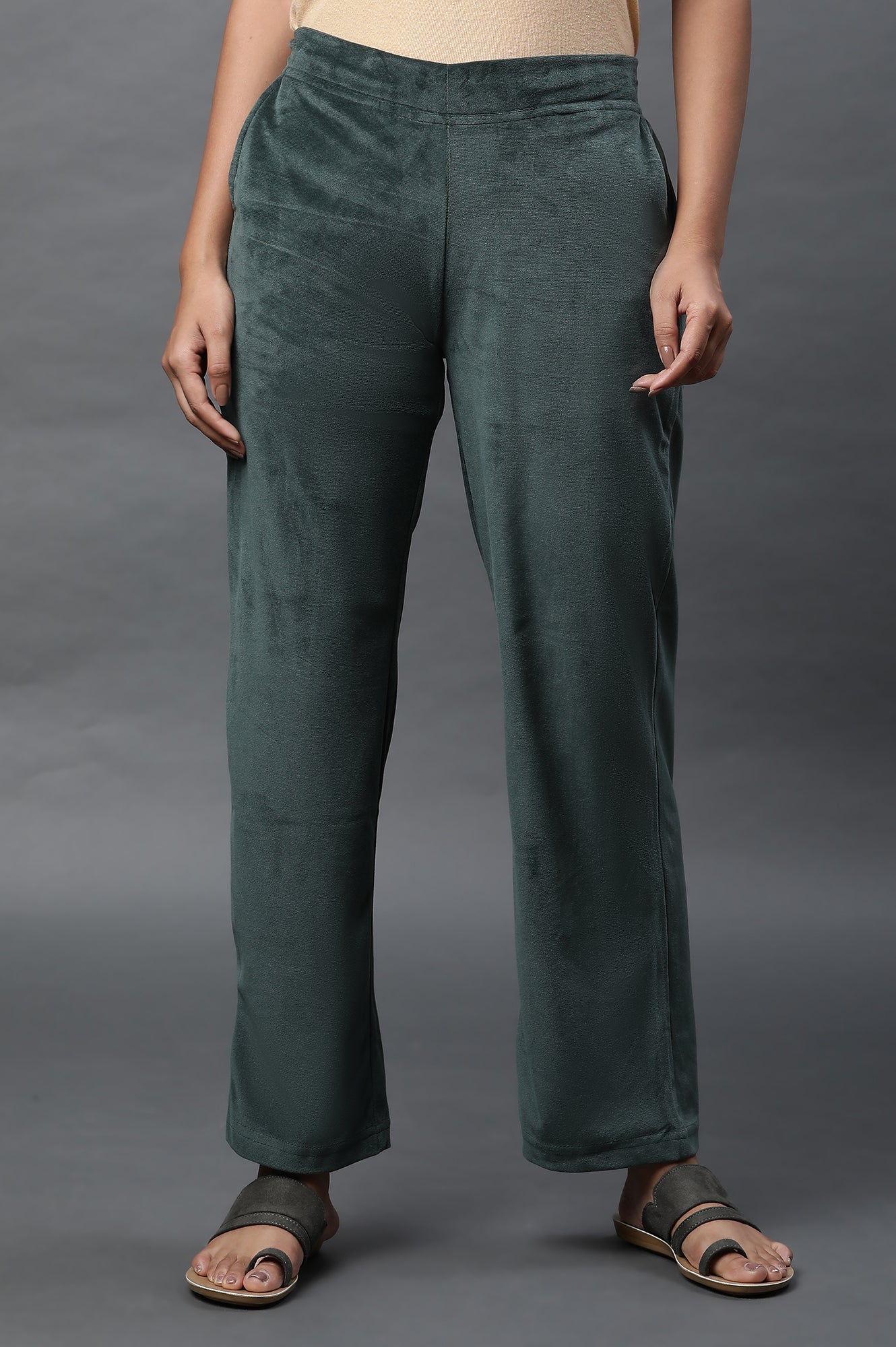 Green Solid Straight Fit Velvet Pants With Elasticated Waist