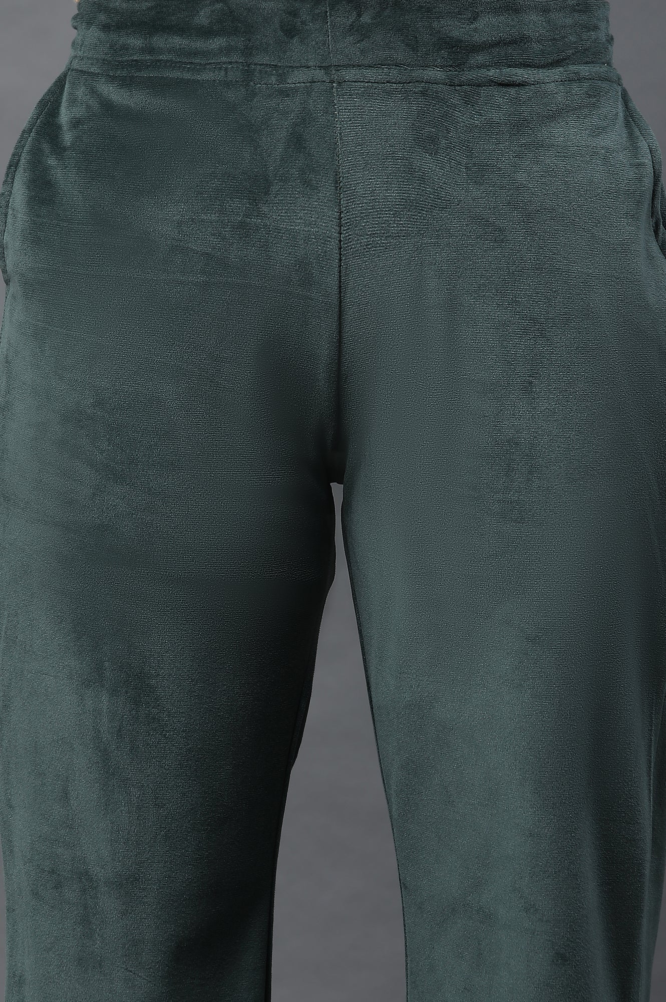 Green Solid Straight Fit Velvet Pants With Elasticated Waist