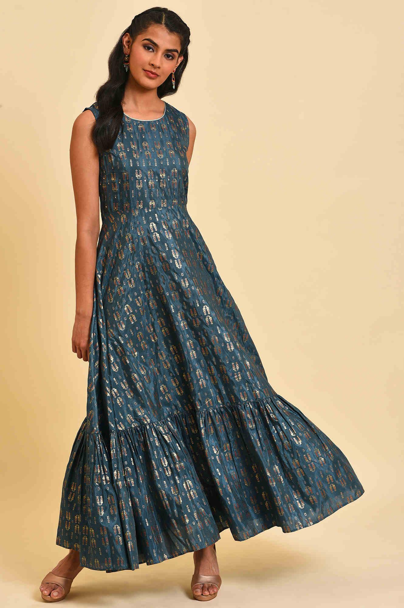 Green Embroidered Gillet &amp; Tiered Dress Set - wforwoman