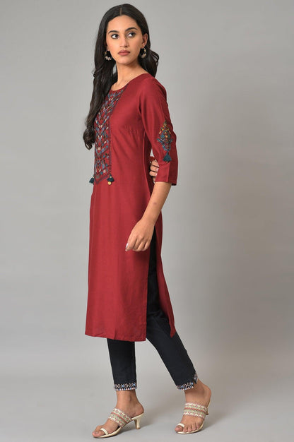 Maroon Round Neck kurta With Embroidered Yoke - wforwoman