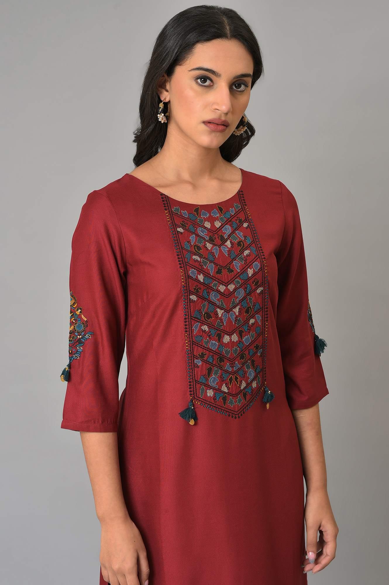 Maroon Round Neck kurta With Embroidered Yoke - wforwoman