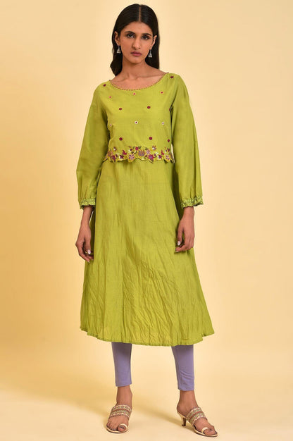 Green Embroidered Crinkled kurta - wforwoman