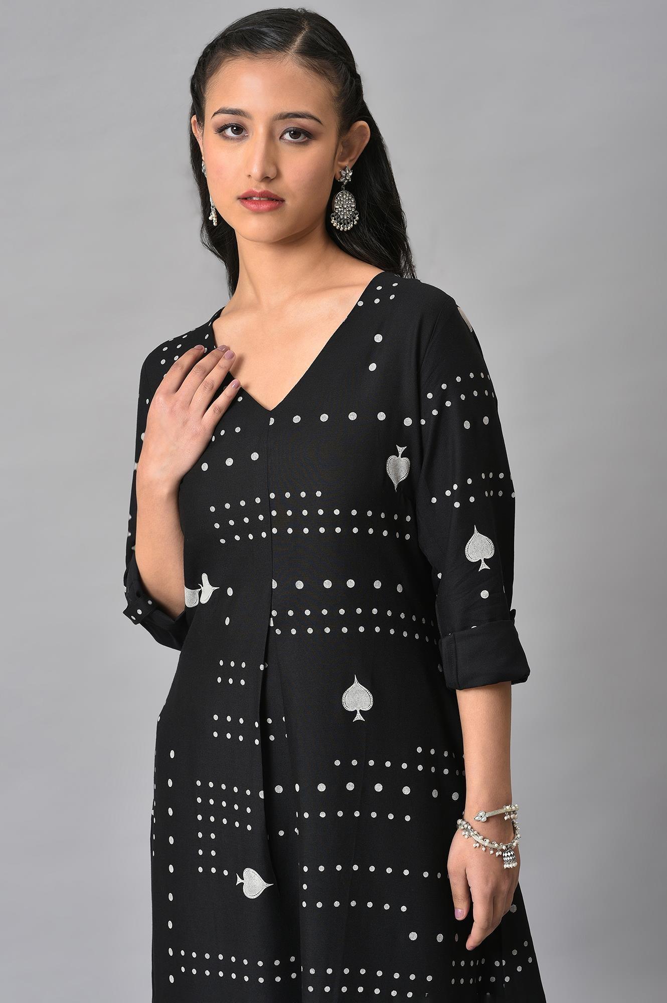 Plus Size Black Easy Breezy Spade Printed Rayon kurta - wforwoman