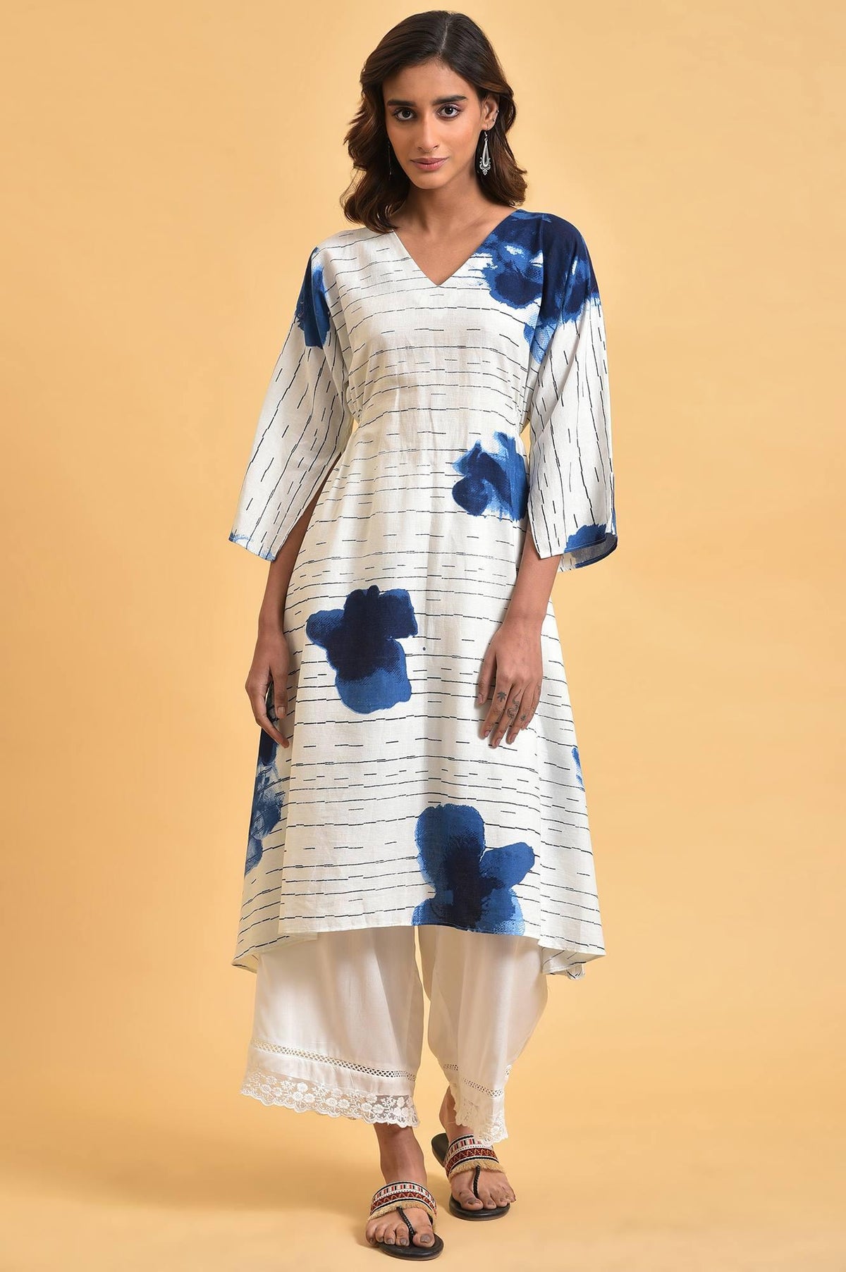 White And Blue Printed V-Neck kurta - XS