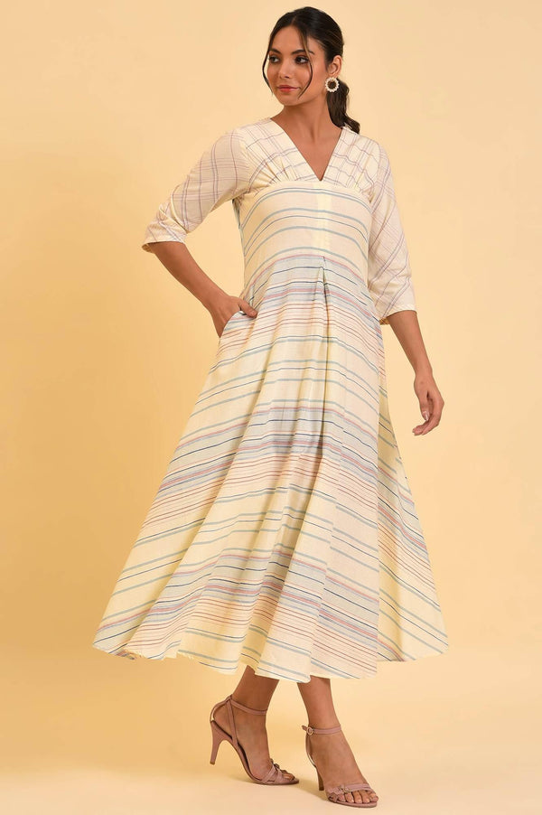 Ecru Summer Maxi Dress With Stylized Back