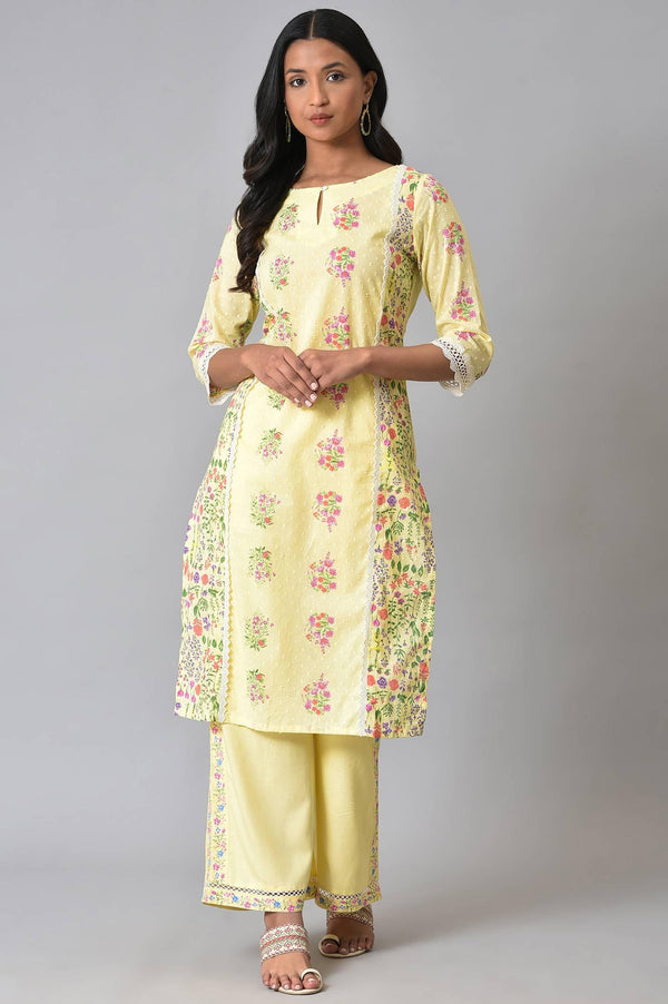 Plus Size Yellow Panelled Floral kurta With Lace Detail