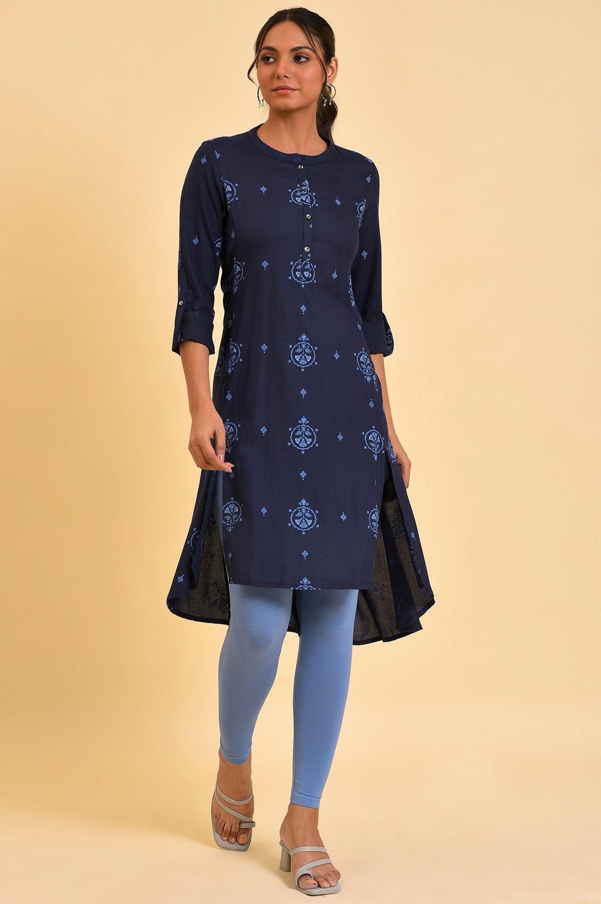 Plus Size Navy Blue Printed High-Low kurta - 20