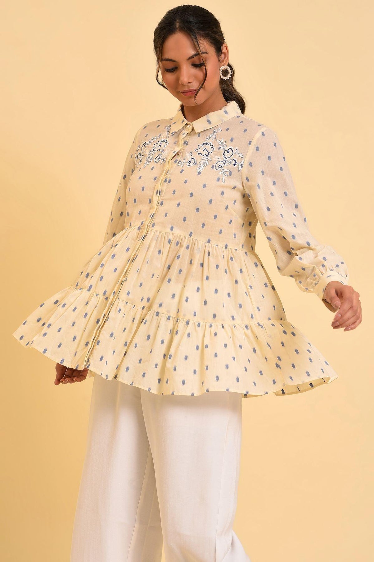 Biege Cotton Textured Top With Embroidery - S