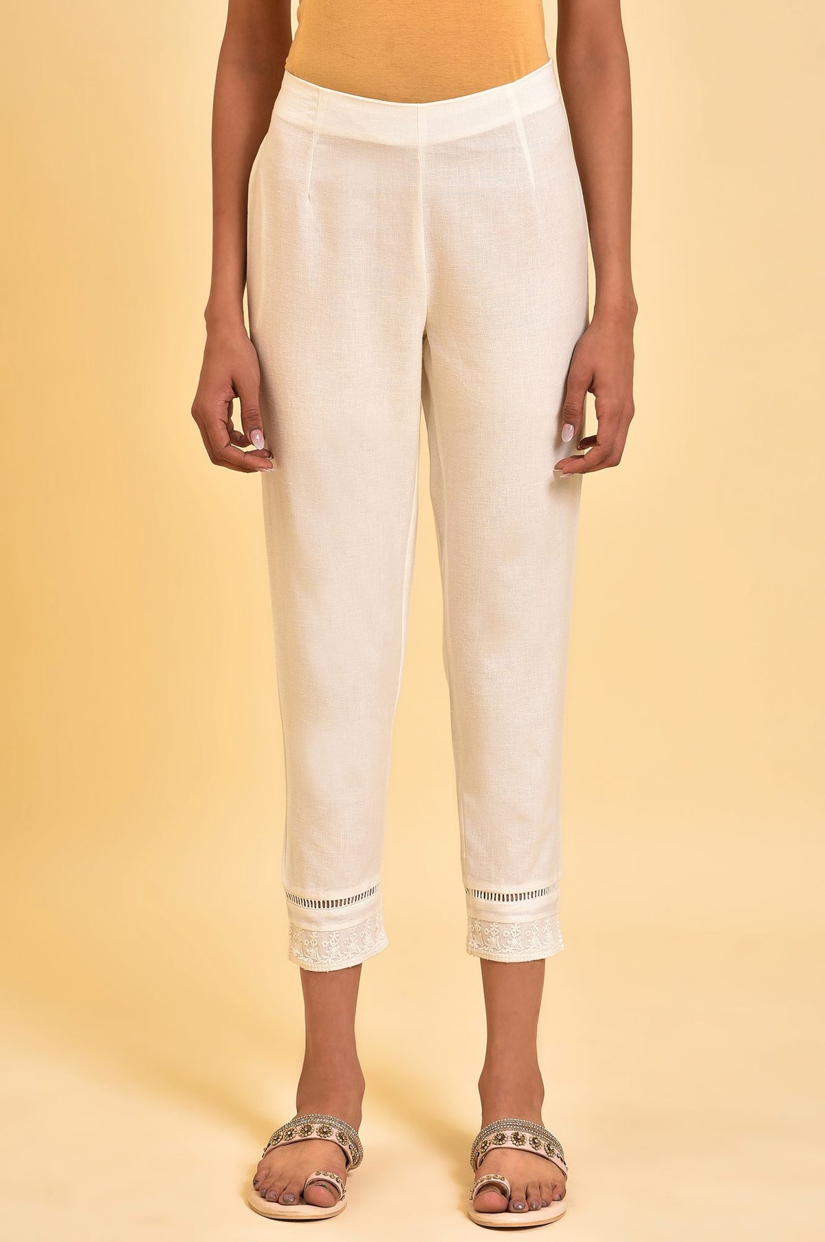 Ecru Solid Slim Pants - L