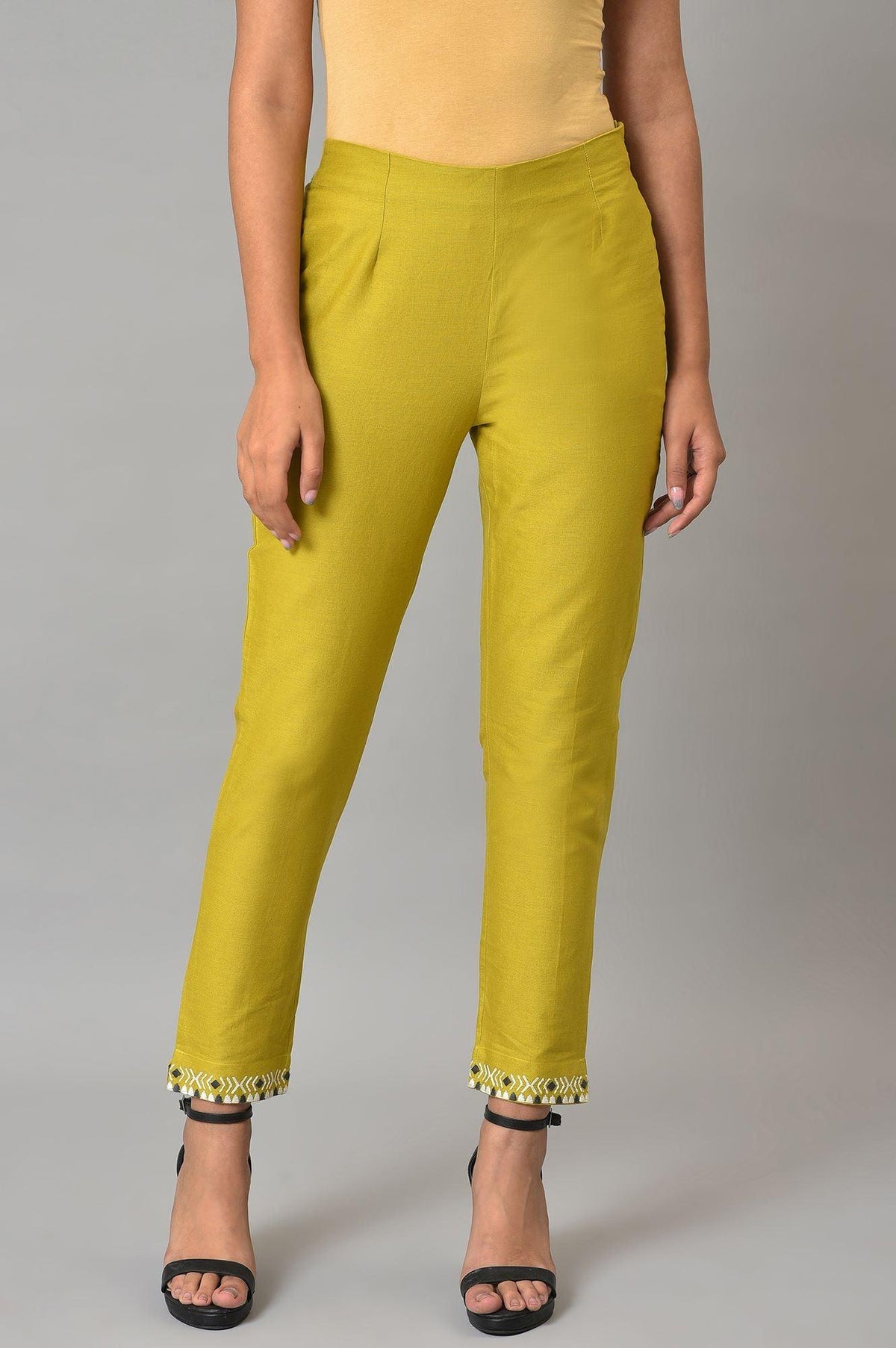 Plus Size Green Embroidered Slim Pants - 4XL