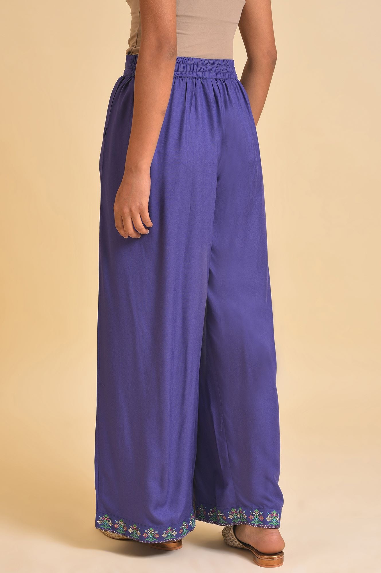 Purple Solid Zari Rayon Straight Kurta and Parallel Pant Set
