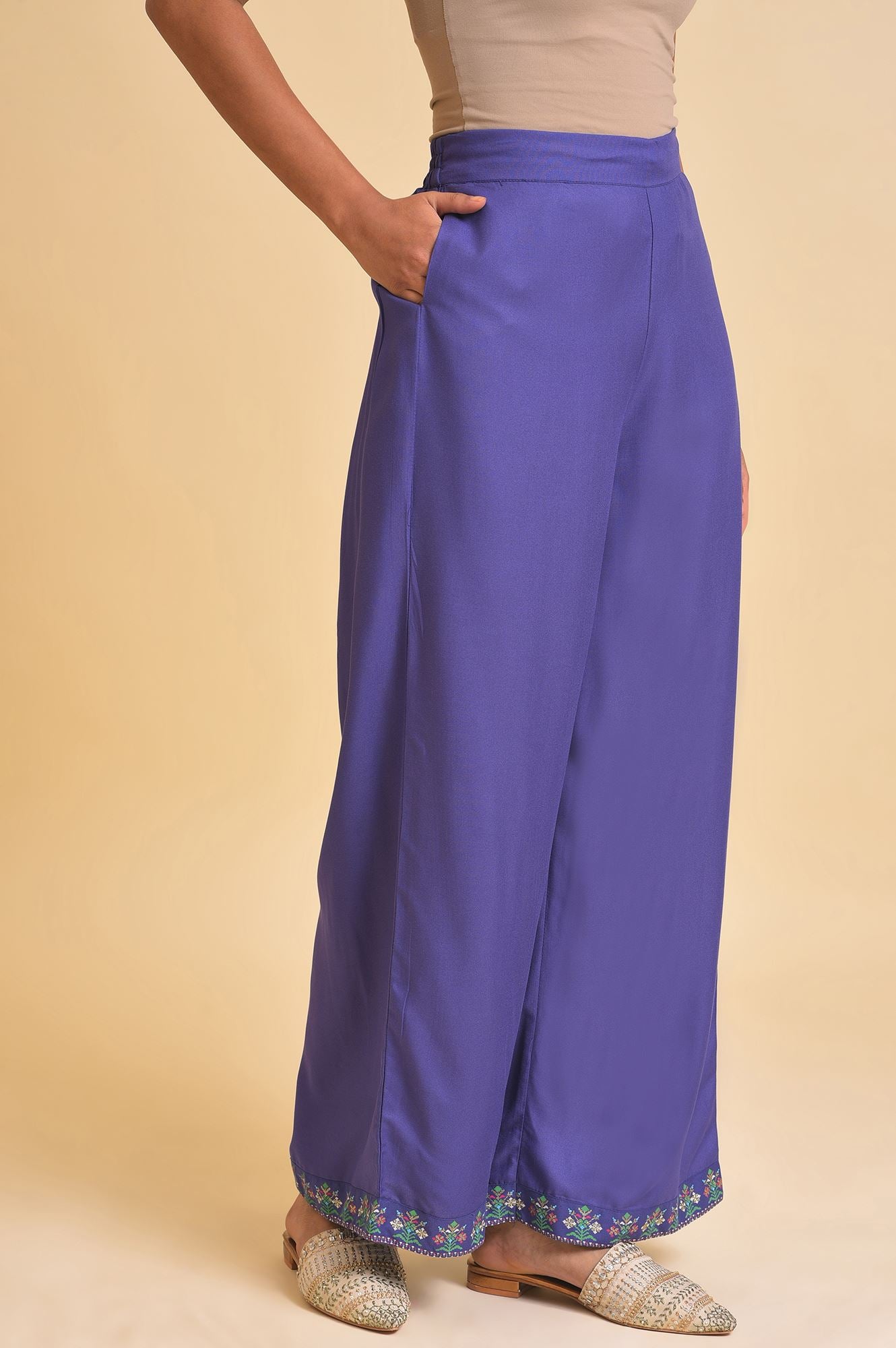 Purple Solid Zari Rayon Straight Kurta and Parallel Pant Set