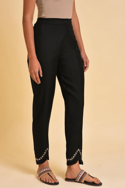 Black Embroidered Slim Pants - wforwoman