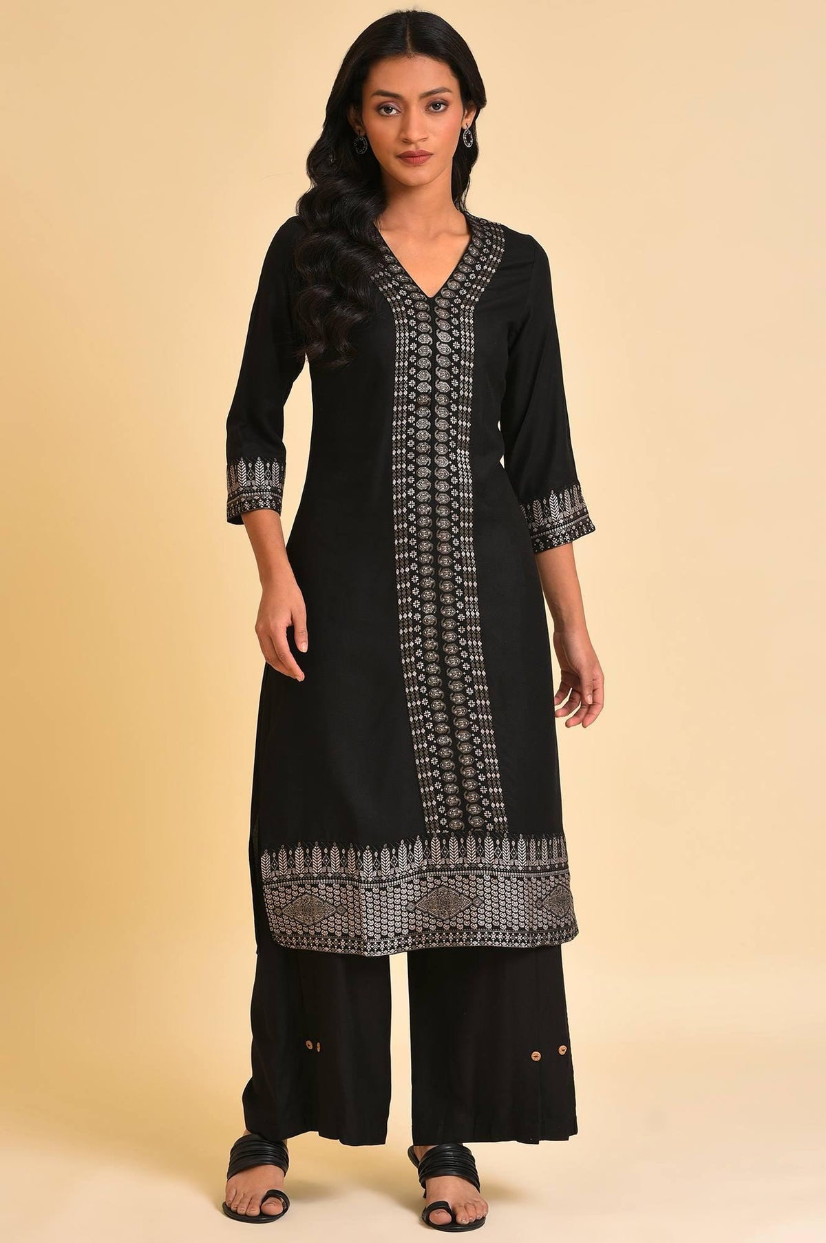 Black Placement Print kurta & Parallel Pants Set - XS