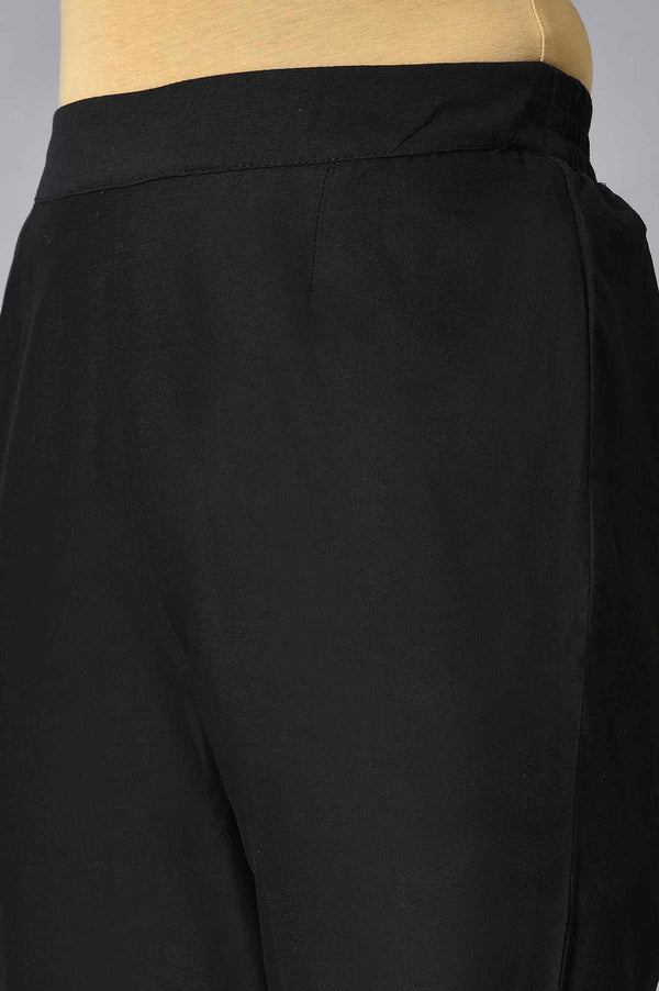 Maroon Round Neck Embroidered kurta Set