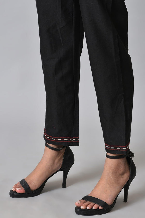 Maroon Round Neck Embroidered kurta Set