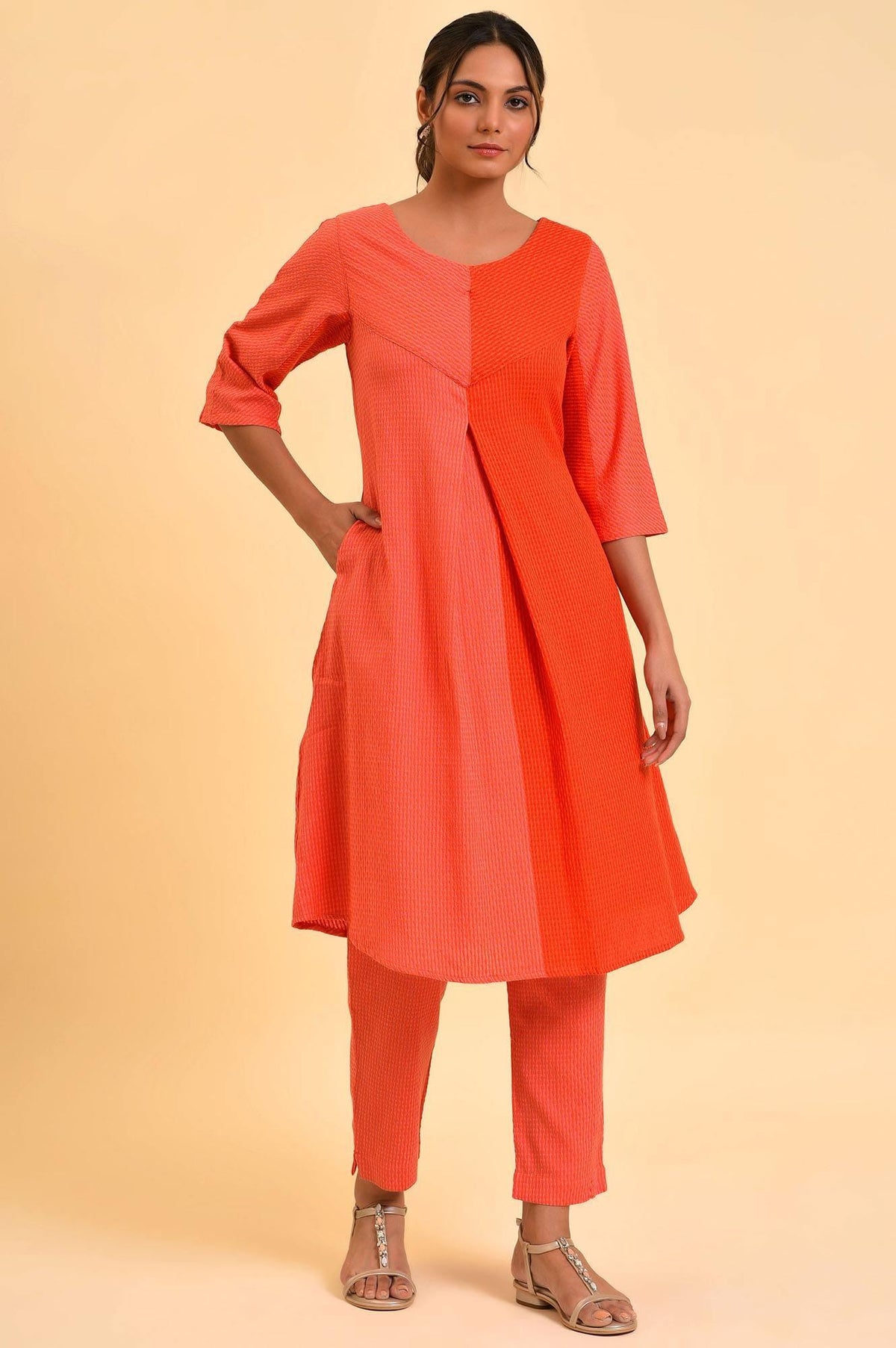 Red Dual Tone Cotton kurta & Slim Pants Co-Ord Set - XS