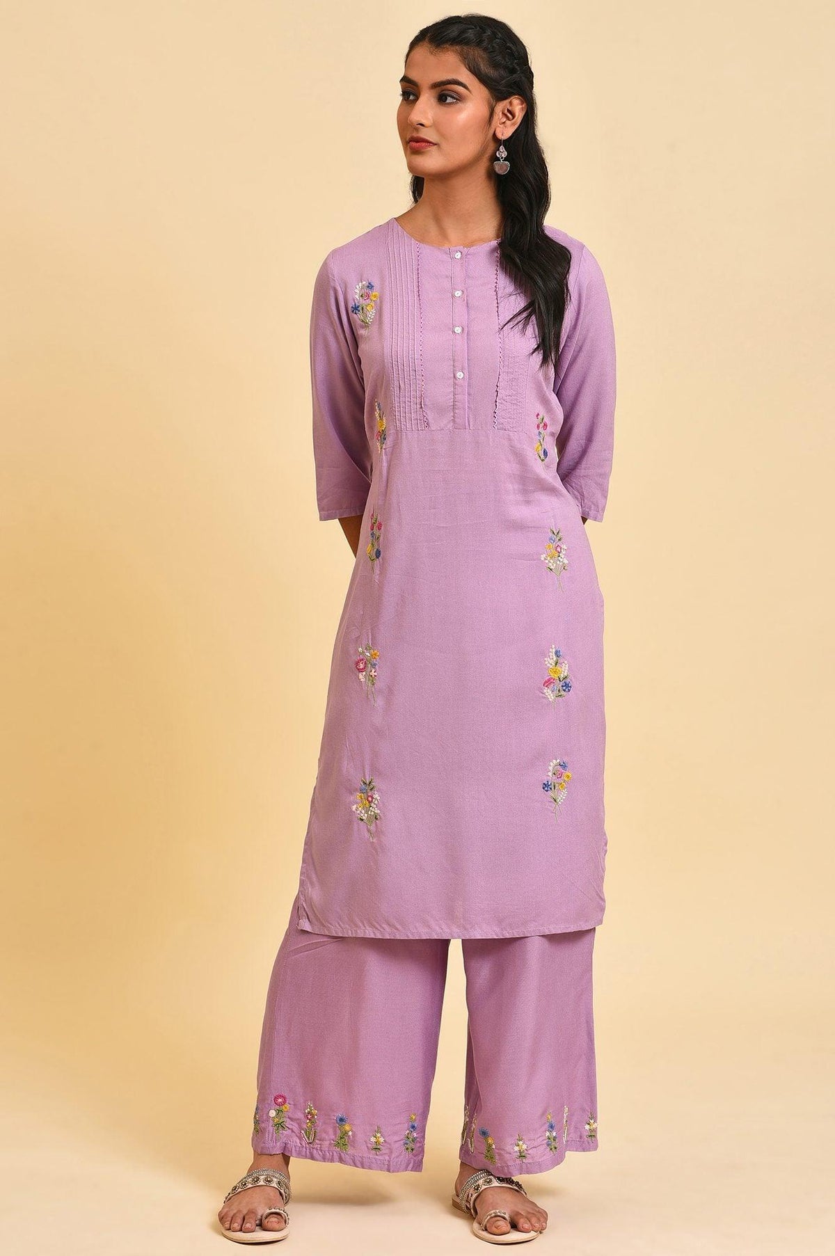 Ligh Purple Embroidered kurta Set - XS