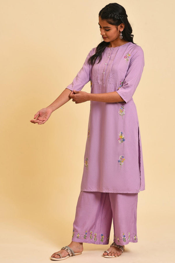 Ligh Purple Embroidered kurta Set