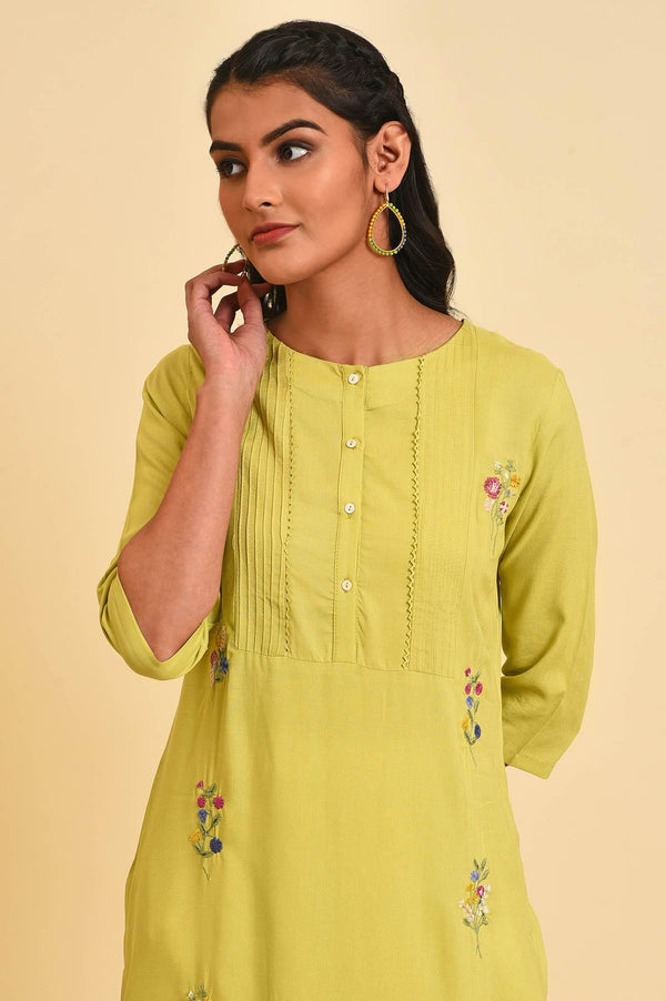 Green Embroidered Summer kurta Set
