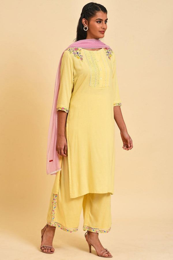 Light Yellow Embroidered kurta Set