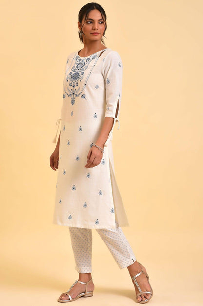 Ecru Floral Printed kurta &amp; Pants Set - wforwoman