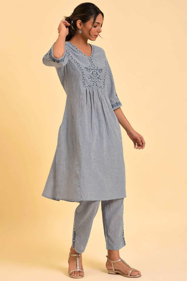 Blue Embroidered kurta & Pants Co-Ord Set