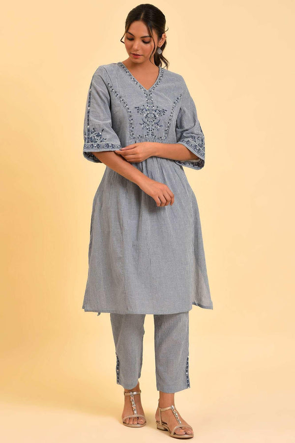 Blue Embroidered kurta & Pants Co-Ord Set