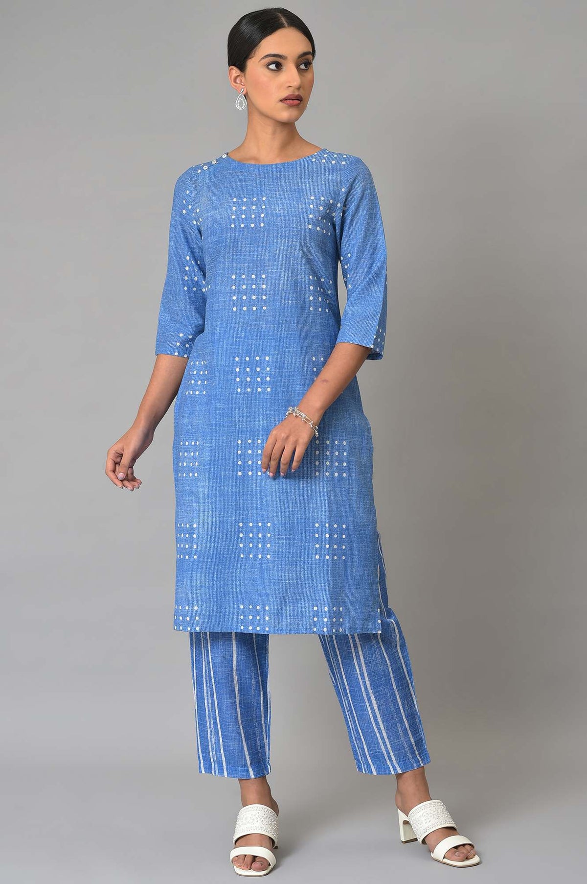 Blue Printed Kurta And Pants Co-Ord Set - XS