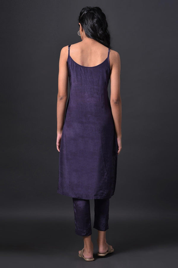 Purple Floral Printed kurta With Solid Slip, Slim Pants And Dupatta