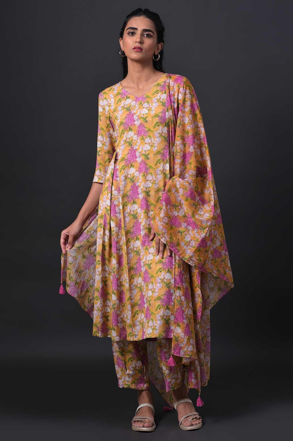 Yellow Floral Print kurta With Straight Pants And Dupatta - XS