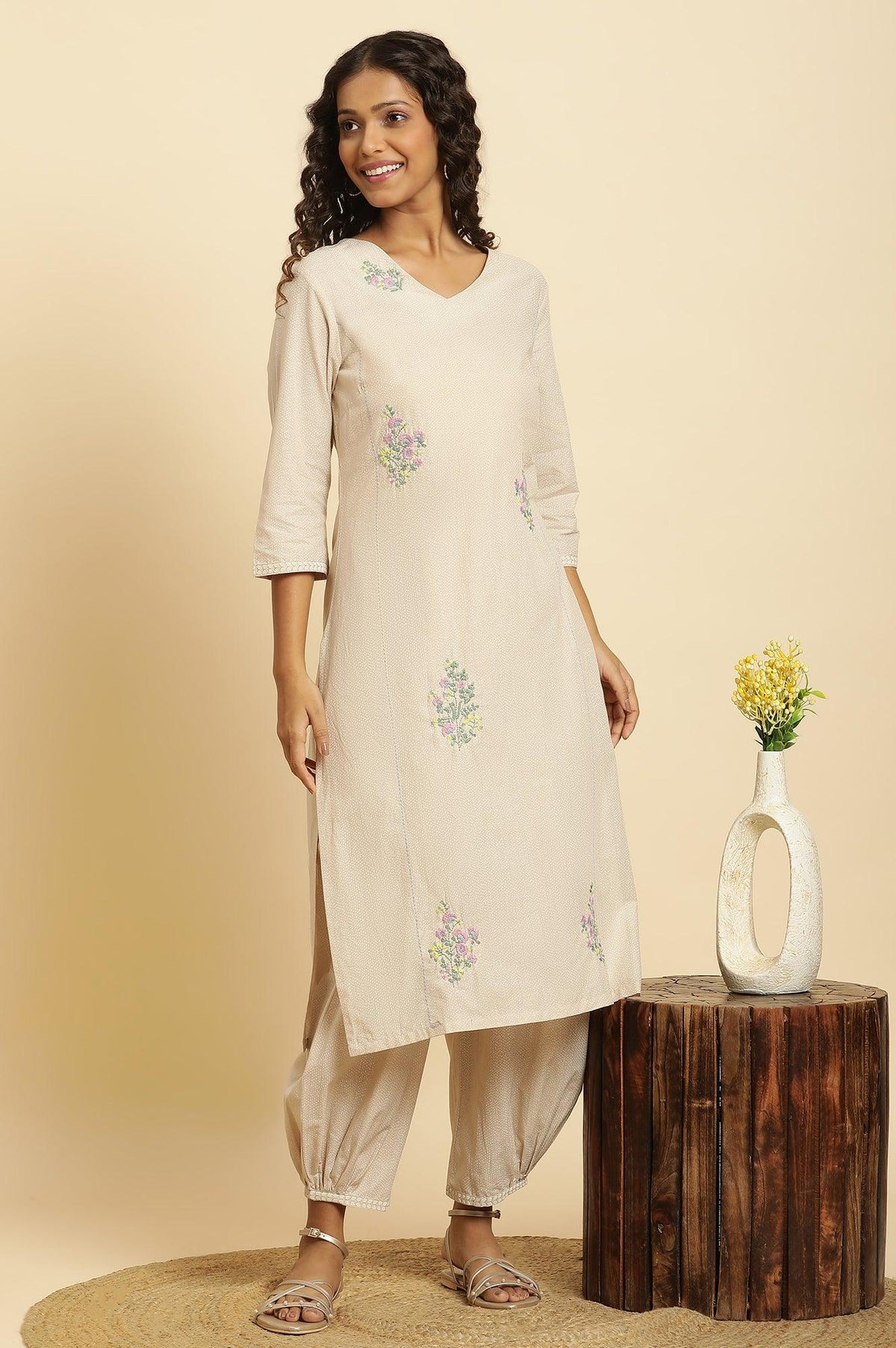 Beige Embroidered Kurta And Gathered Salwar Set - XS