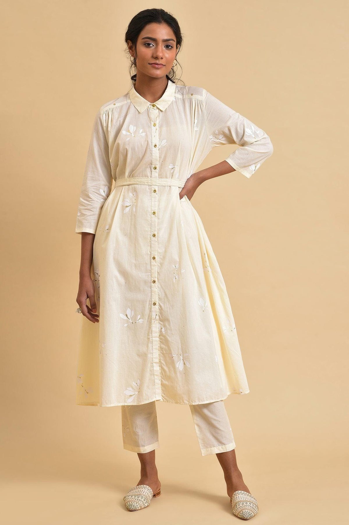 Ecru Floral Printed Shirt kurta Co-Ord Set With Belt - XS