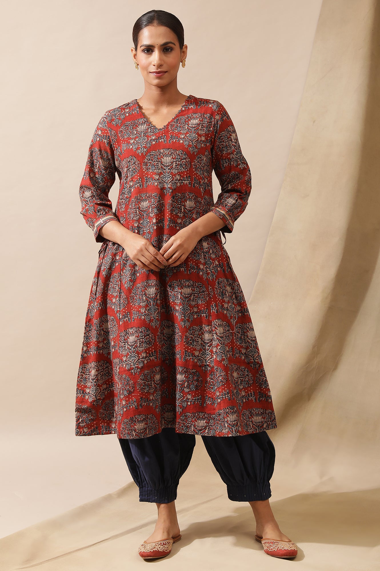 Red Hand Block Print Kurta In Cotton Slub