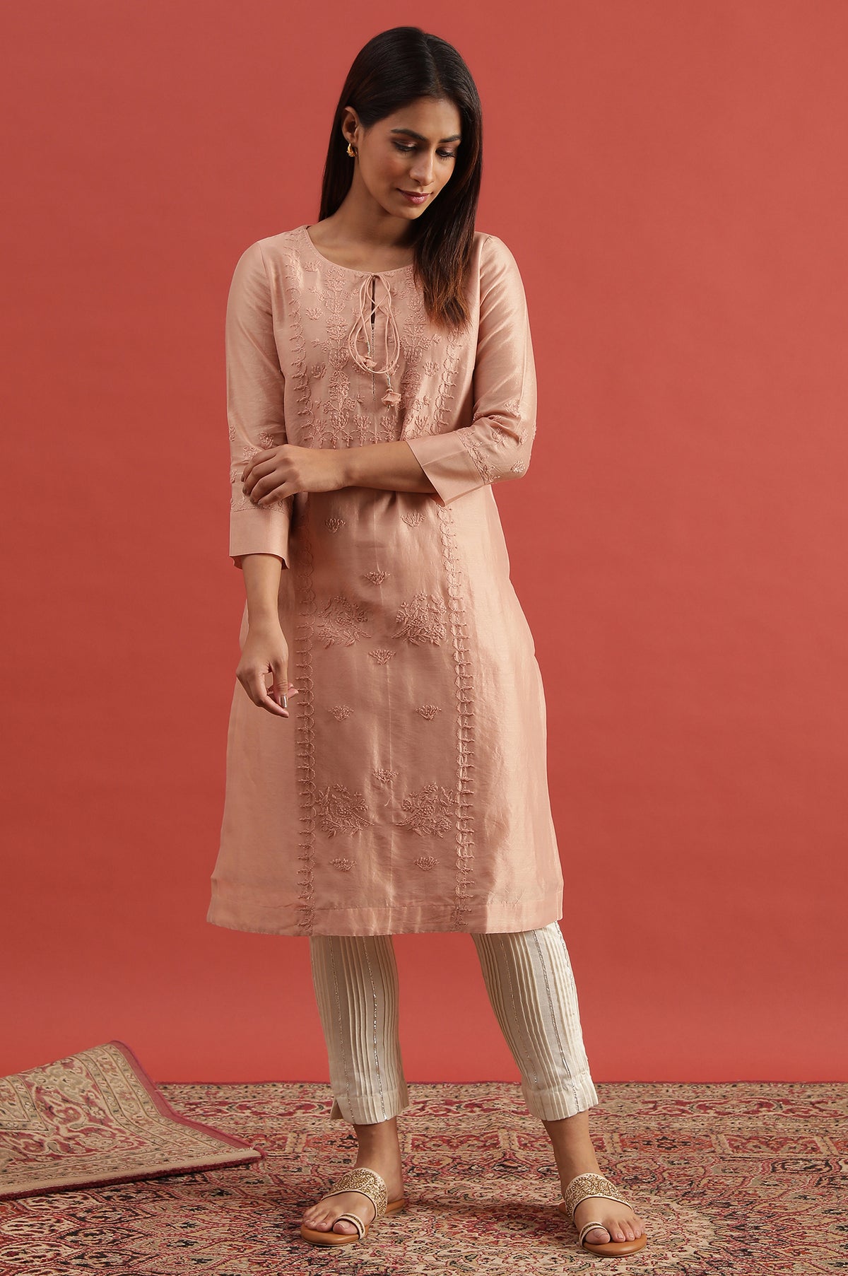 Light Pink Chikankari Kurta In Cotton Silk - XS