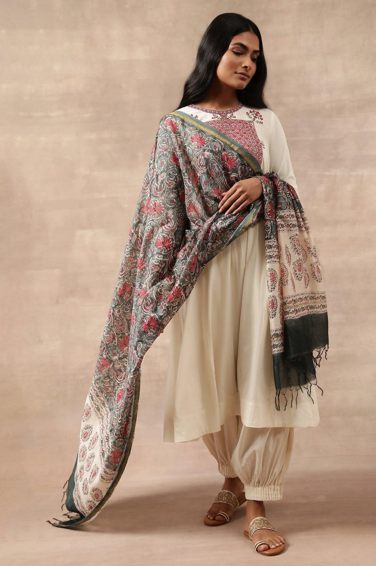Green Multicoloured Printed Cotton Silk Drape - FS