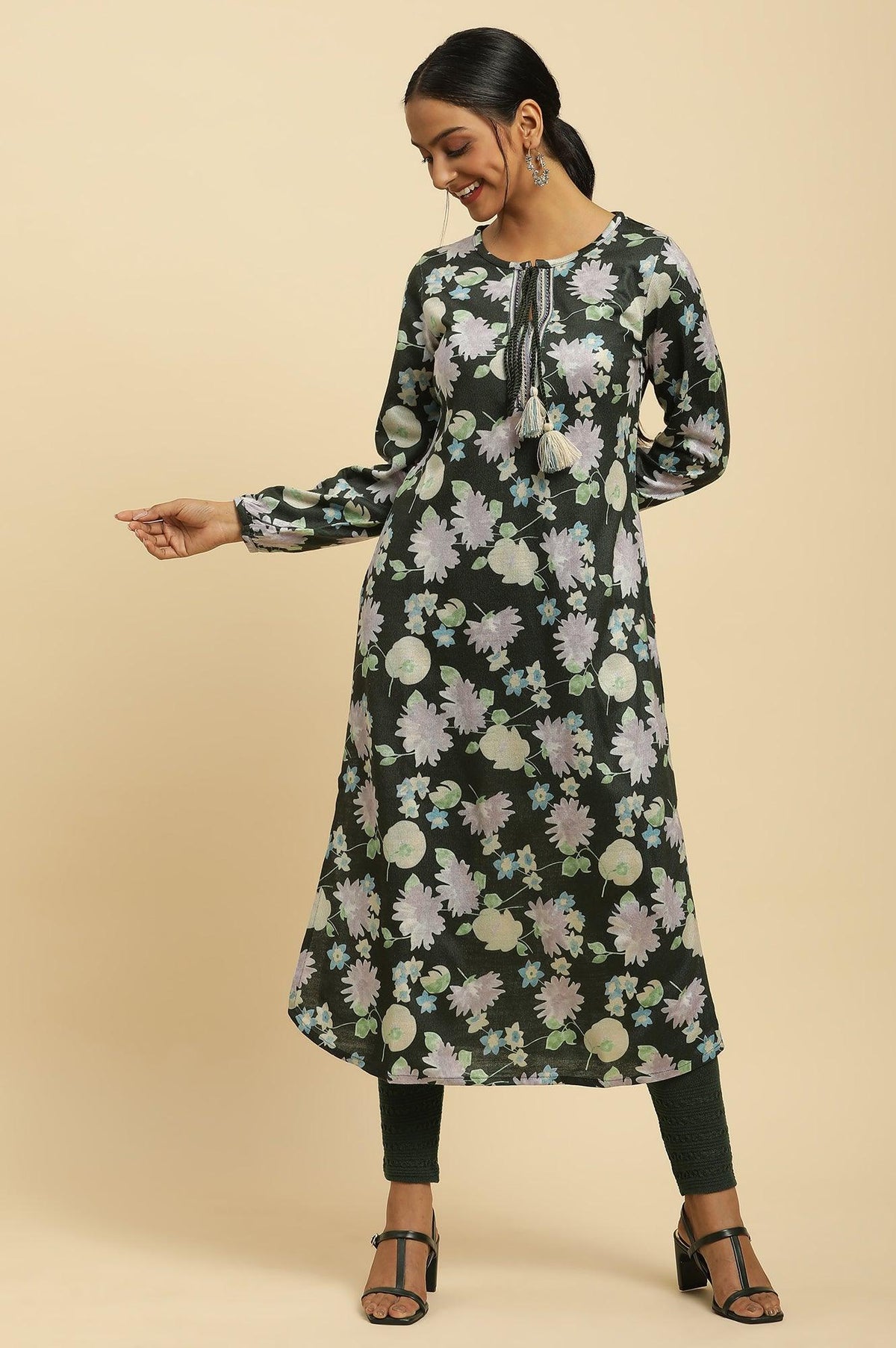 Black Floral Printed Embroidered Winter Kurta - XS