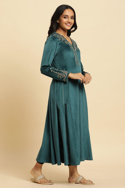 Teal Green Embroidered Flared Velvet Kurta - wforwoman