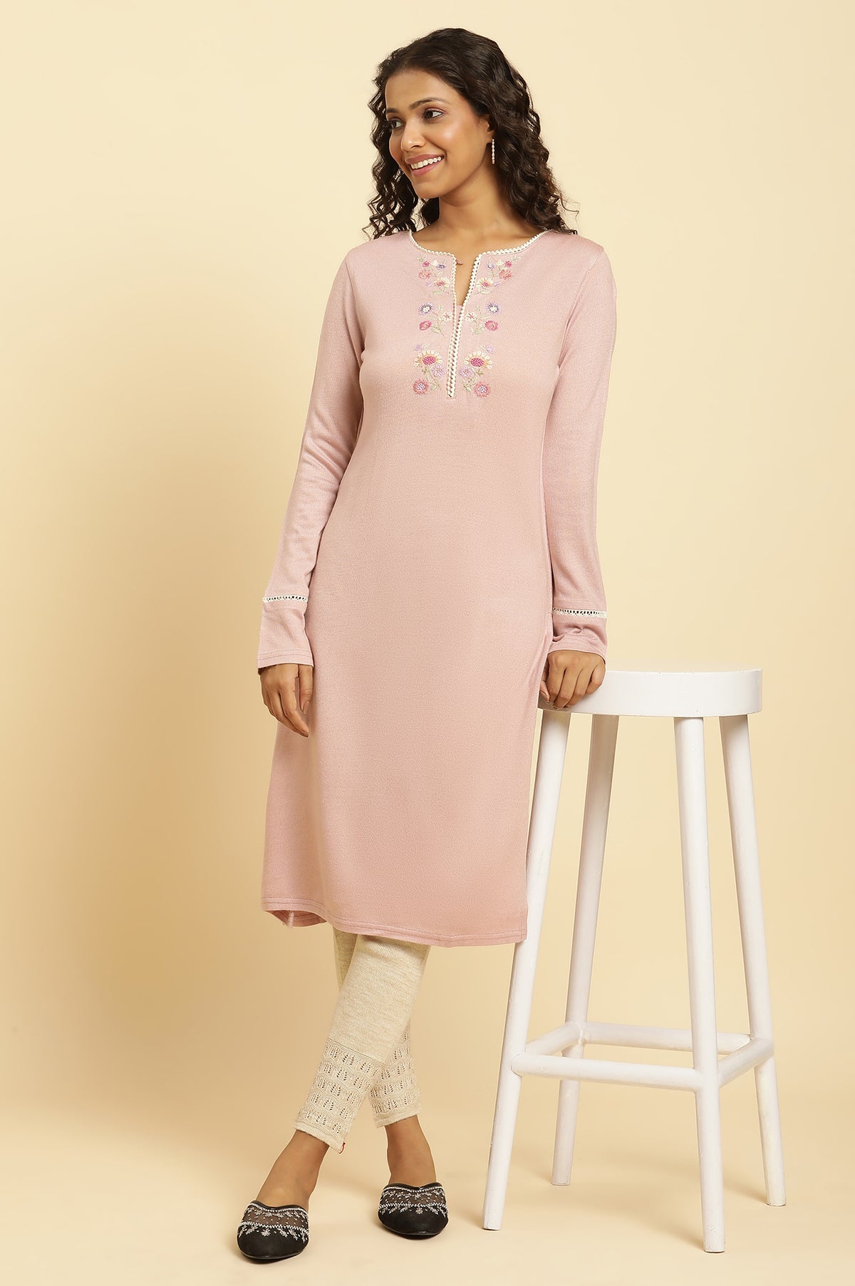 Pink Embroidered Winter Kurta And Tights Set - XS