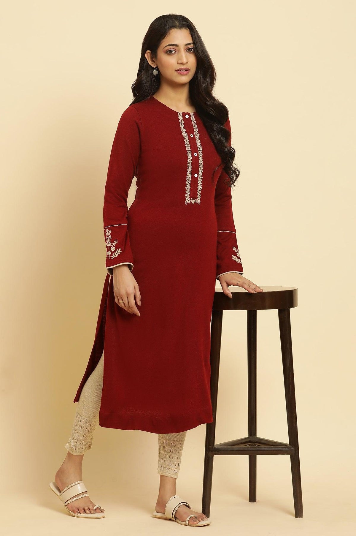 Red Embroidered Winter Kurta And Tights Set - XS