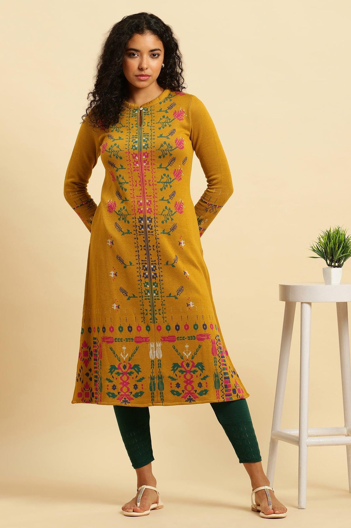 Yellow Geometric Printed Winter Kurta And Tights Set - XS